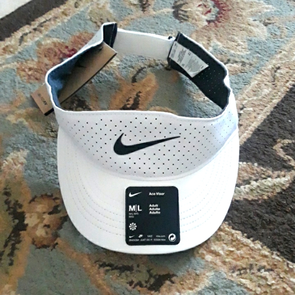 4x*Host Pick*Nike Dri-Fit Ace visor